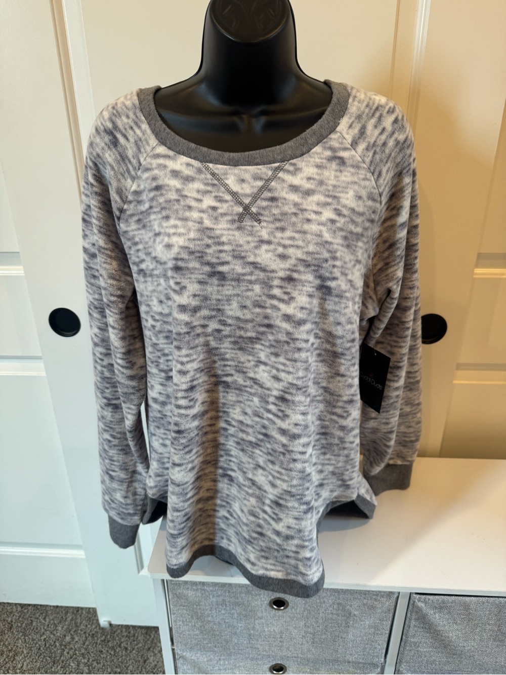Cuddl Duds Women's Marled Gray Pullover Sweatshirt